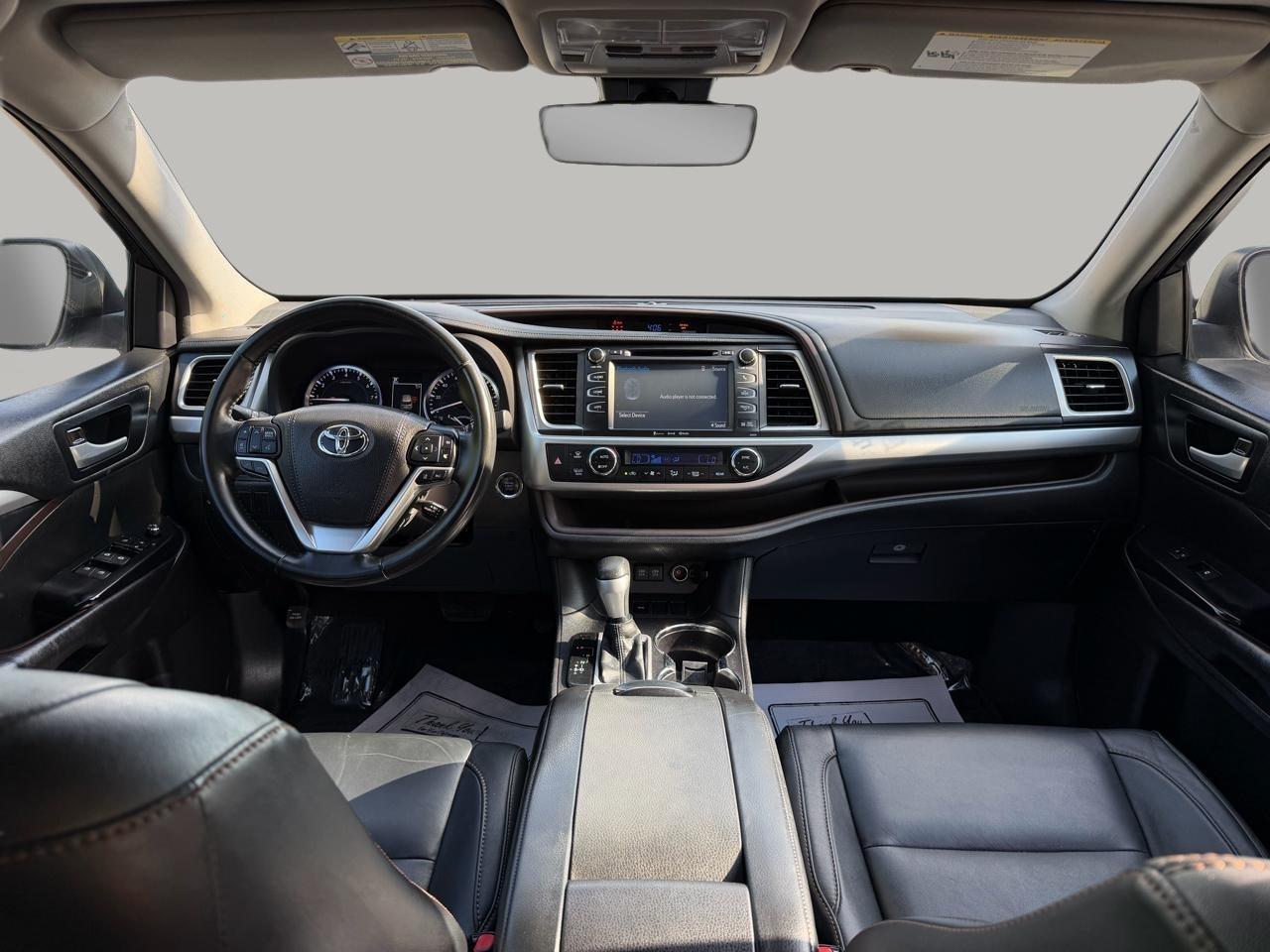 Toyota Highlander XLE FWD V6 2017