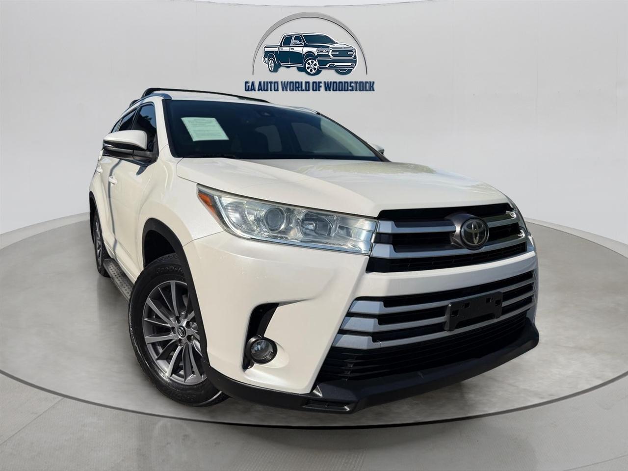 Toyota Highlander XLE FWD V6 2017