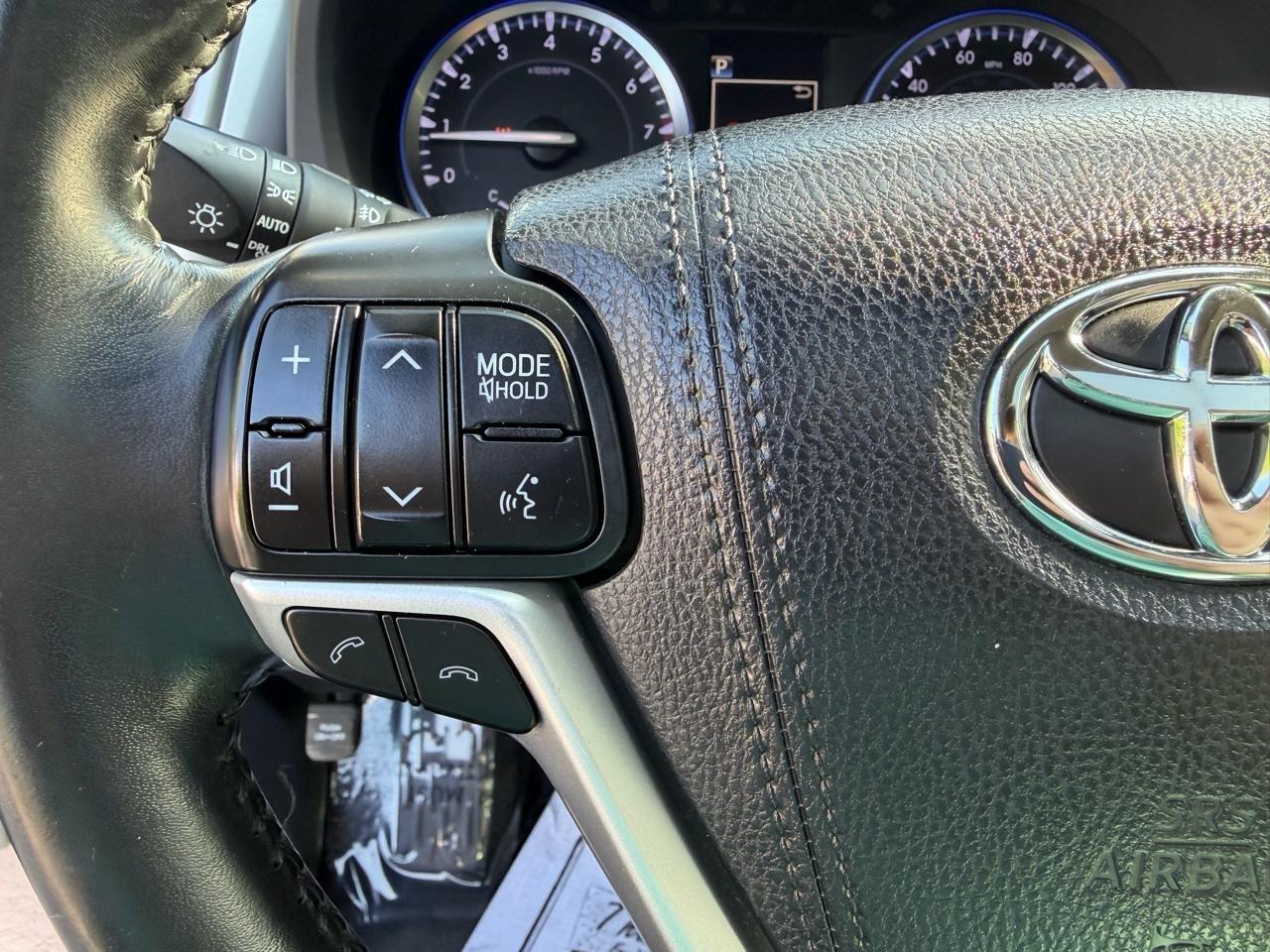 Toyota Highlander XLE FWD V6 2017