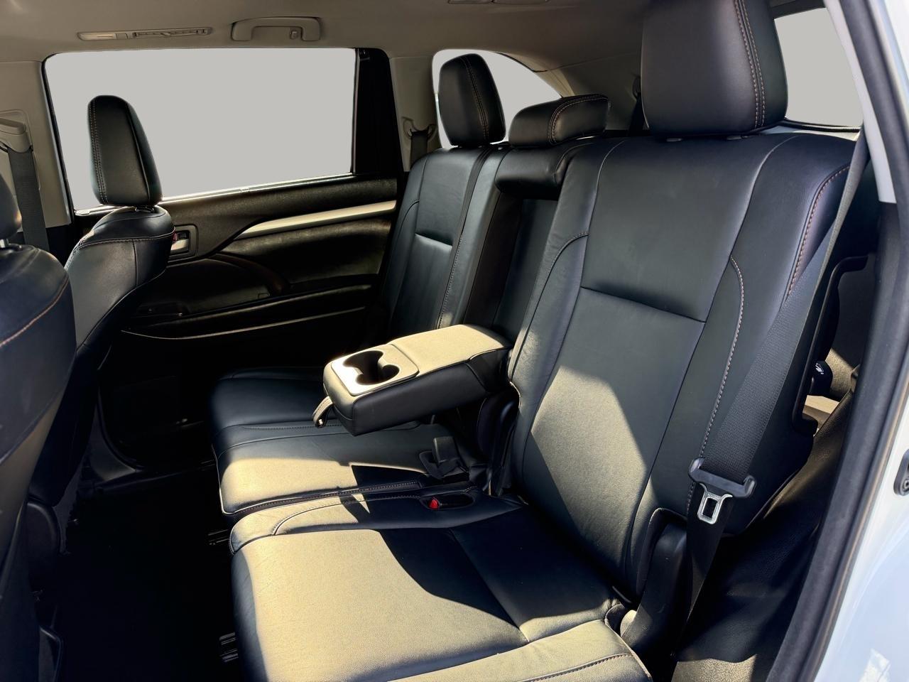 Toyota Highlander XLE FWD V6 2017