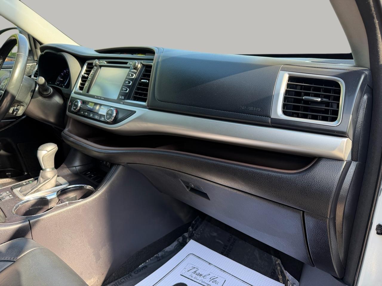 Toyota Highlander XLE FWD V6 2017