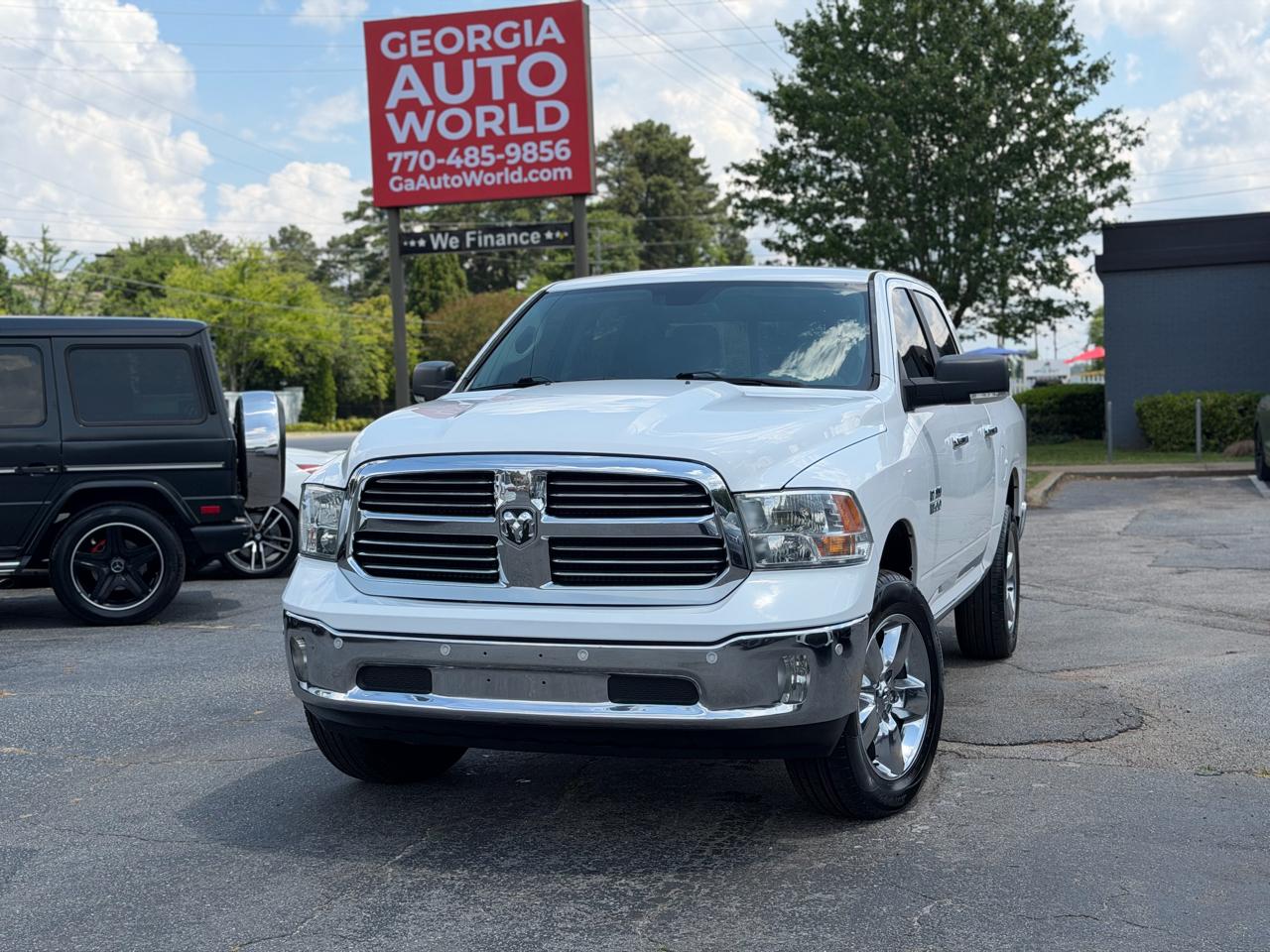 2018 RAM 1500 Big Horn 4x4 Crew Cab 5'7's photo