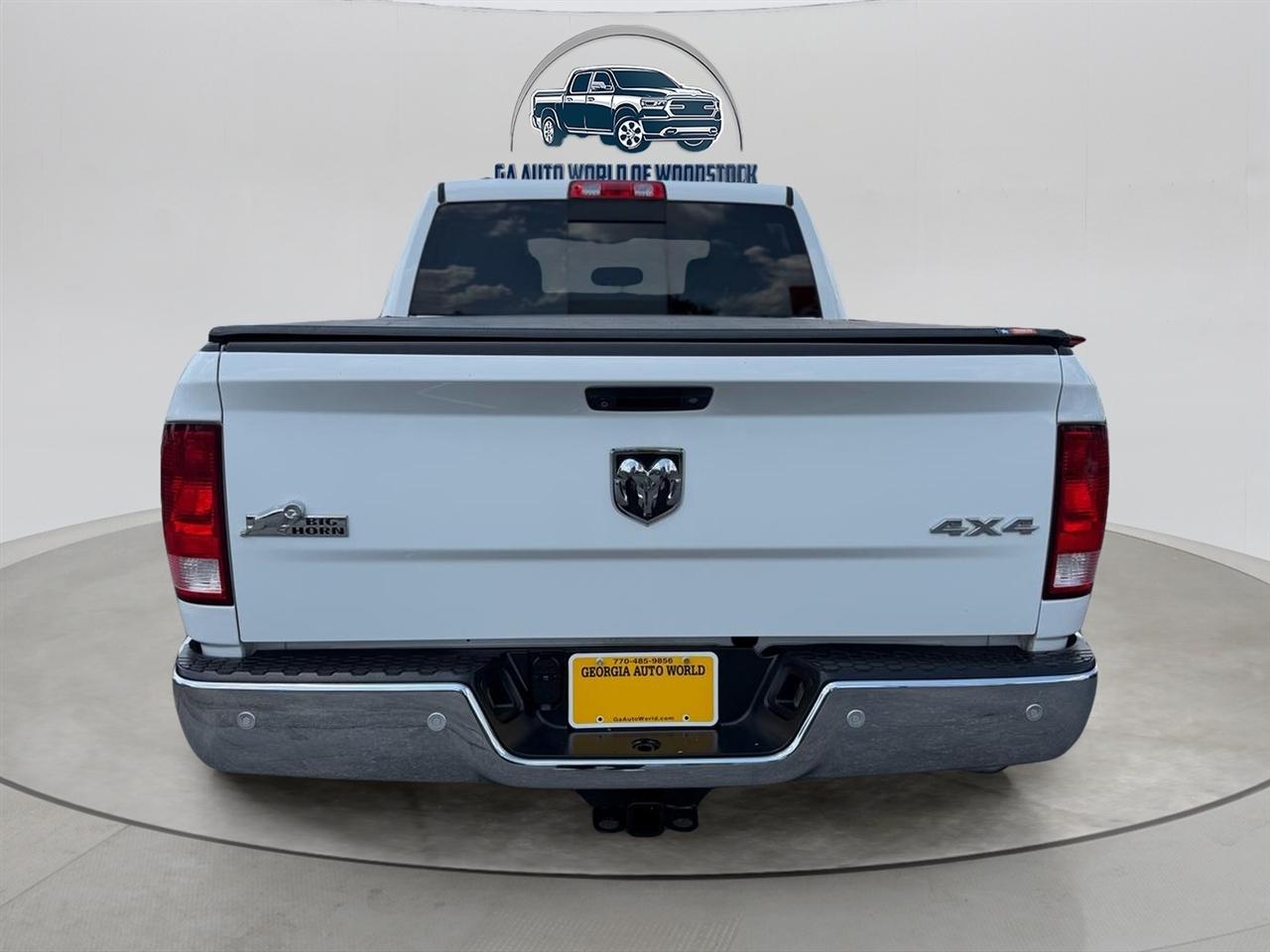 RAM 1500 Big Horn Crew Cab 4WD 2018