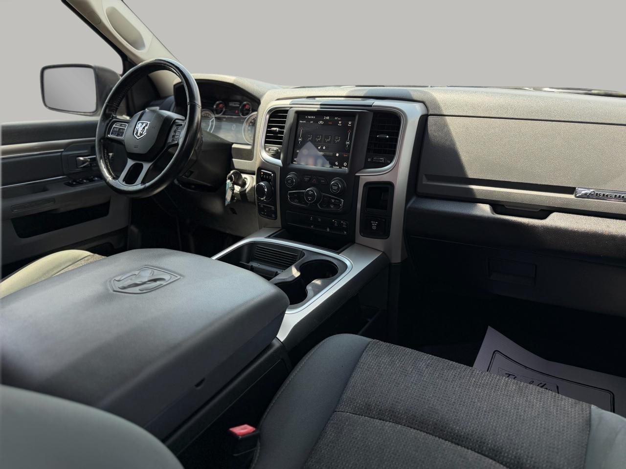 RAM 1500 Big Horn Crew Cab 4WD 2018