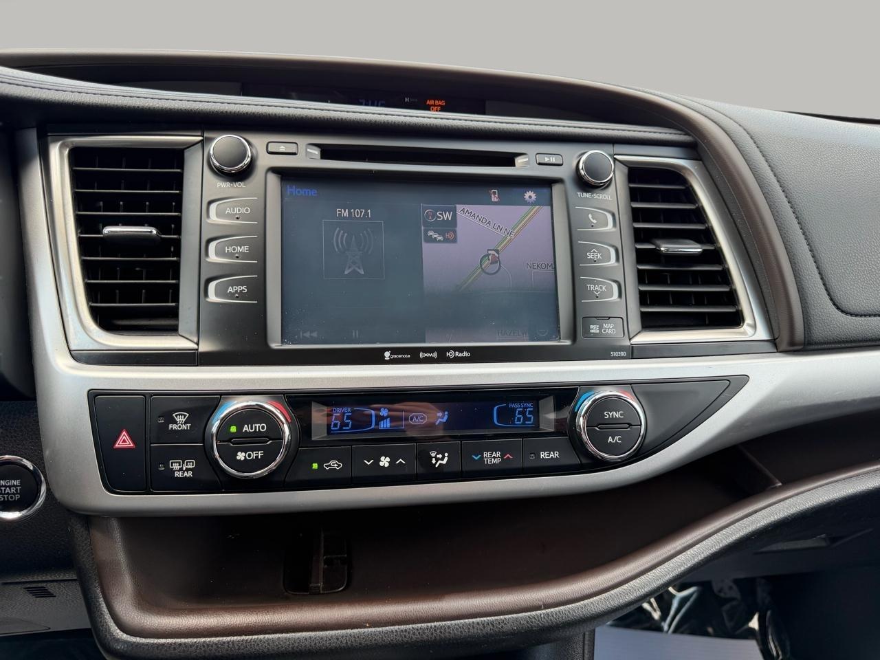 Toyota Highlander SE FWD V6 2019