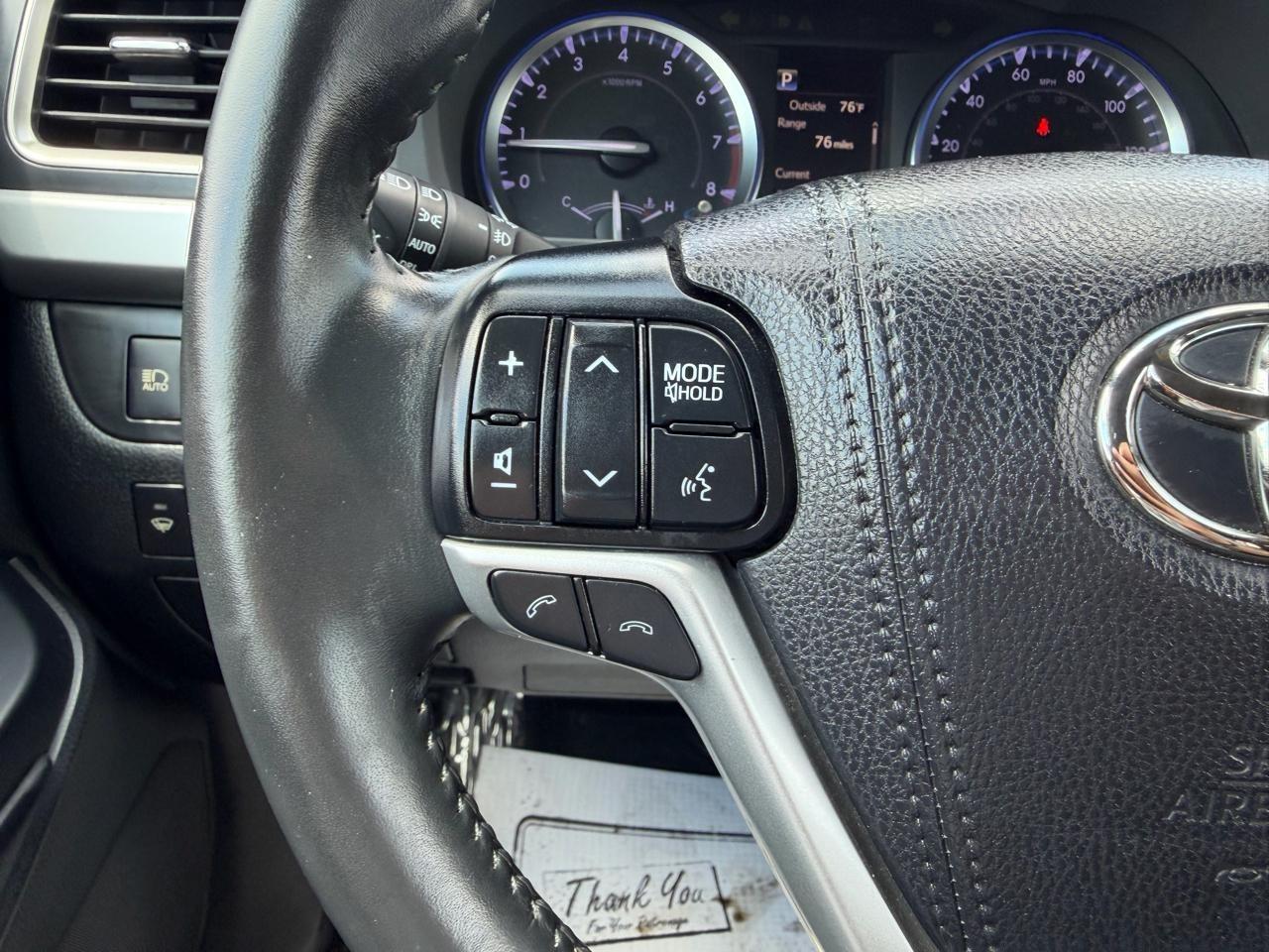 Toyota Highlander SE FWD V6 2019