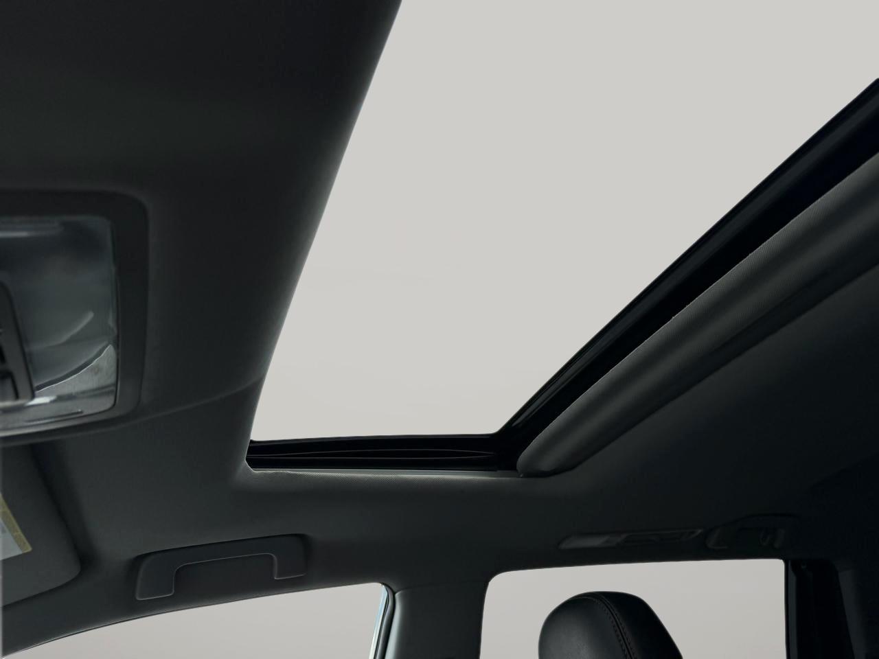 Toyota Highlander SE FWD V6 2019