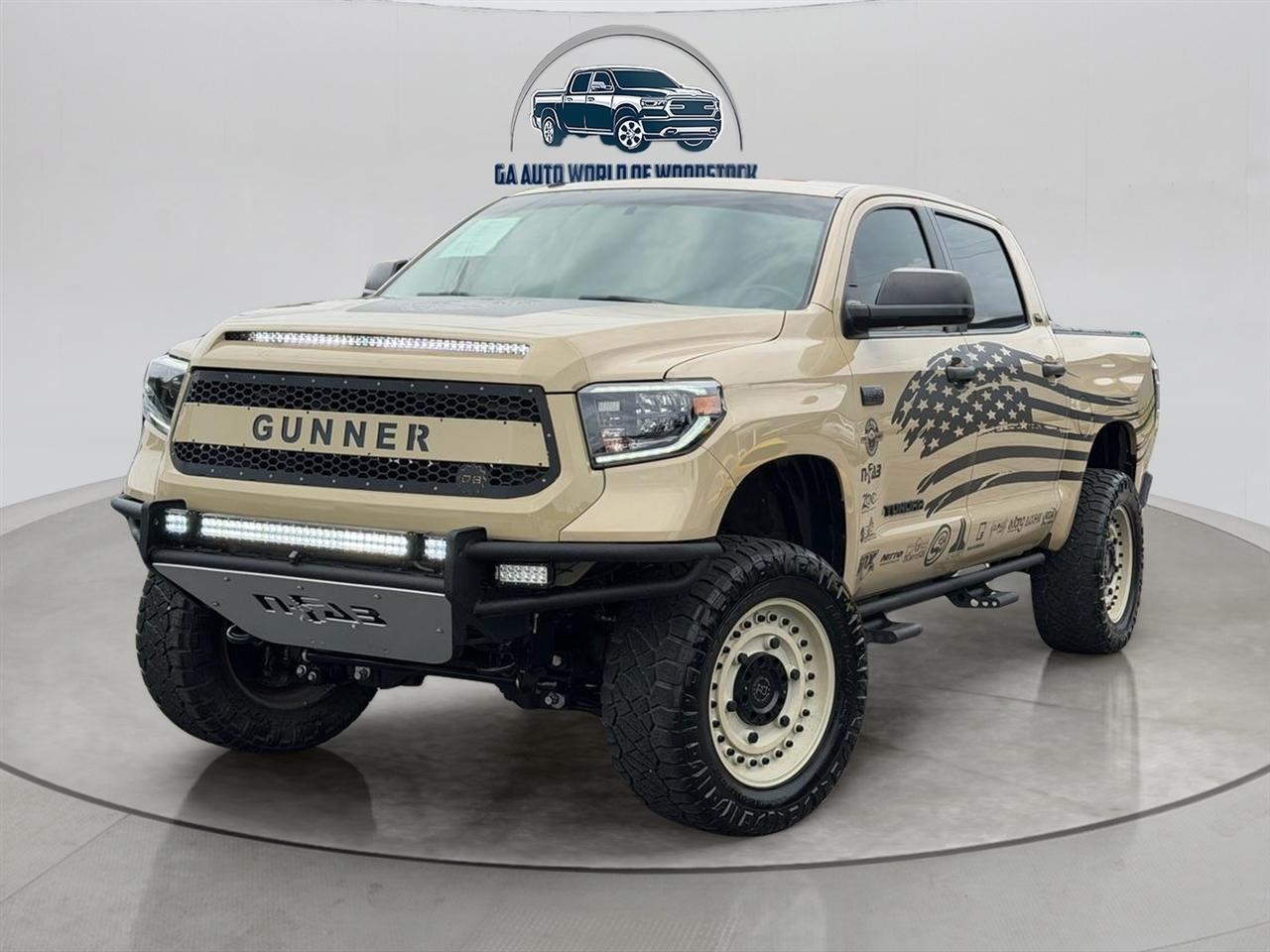 Toyota Tundra SR5 5.7L V8 FFV CrewMax 4WD 2017
