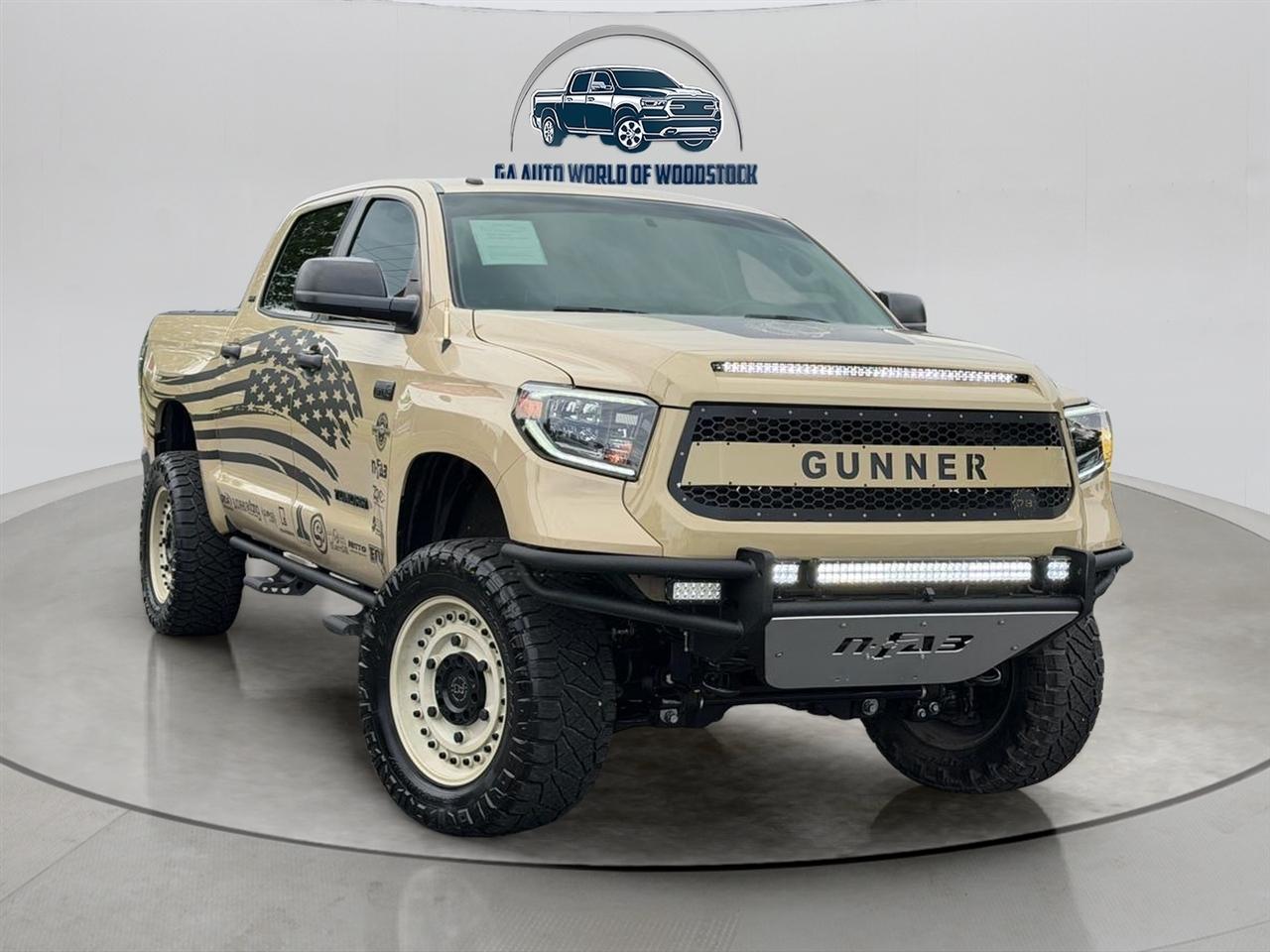Toyota Tundra SR5 5.7L V8 FFV CrewMax 4WD 2017