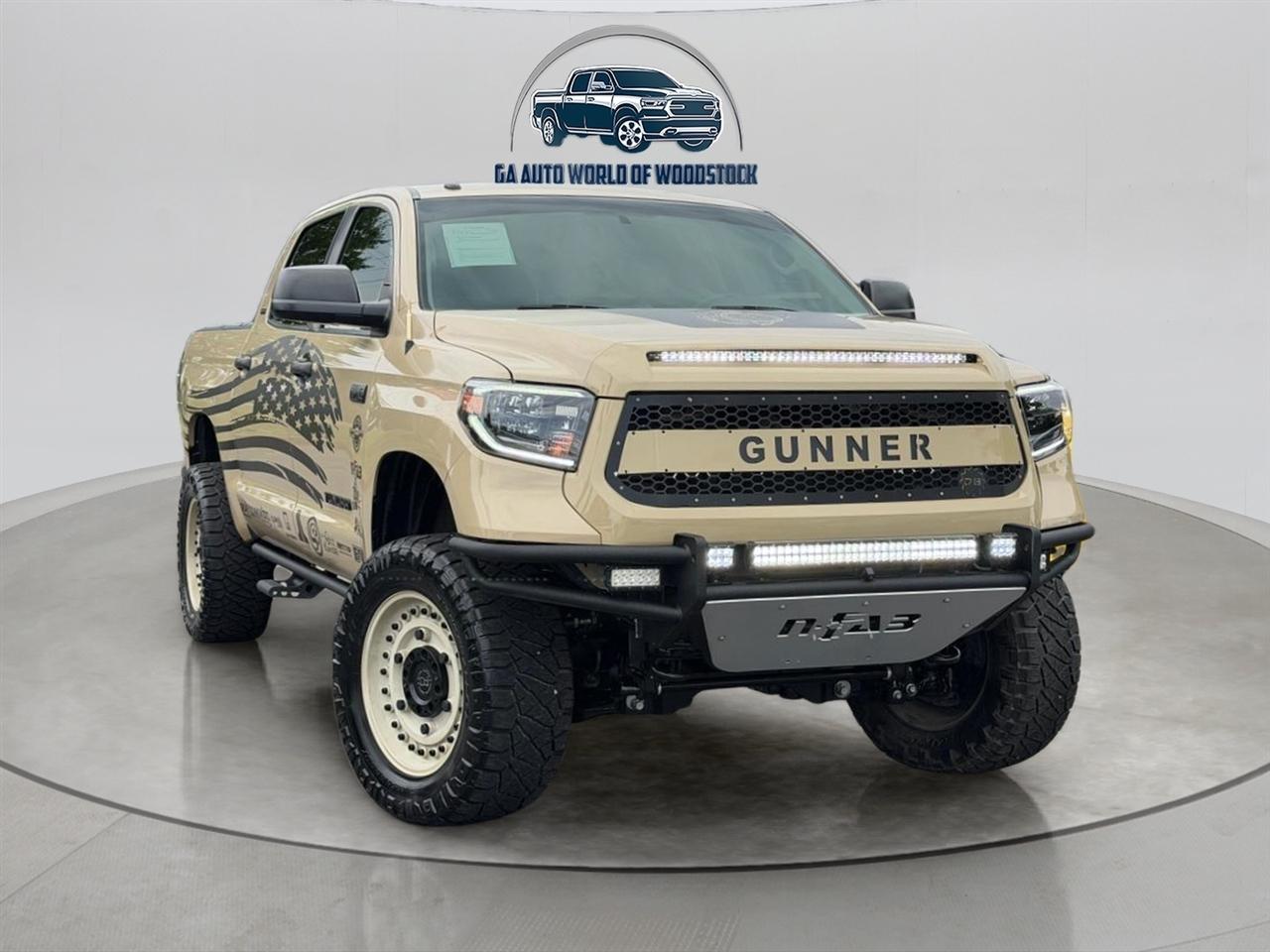 Toyota Tundra SR5 5.7L V8 FFV CrewMax 4WD 2017