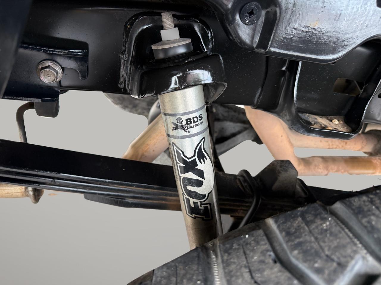 Toyota Tundra SR5 5.7L V8 FFV CrewMax 4WD 2017