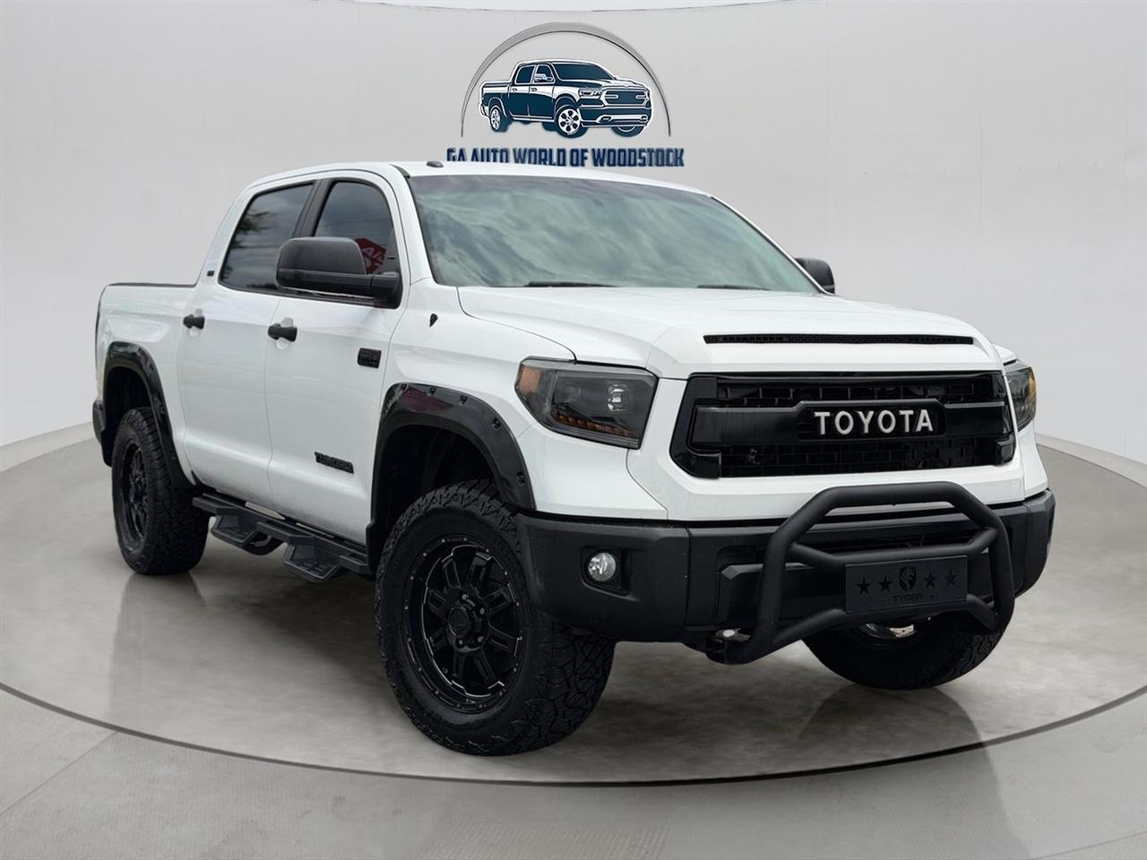 Toyota Tundra SR5 5.7L V8 FFV CrewMax 2WD 2016