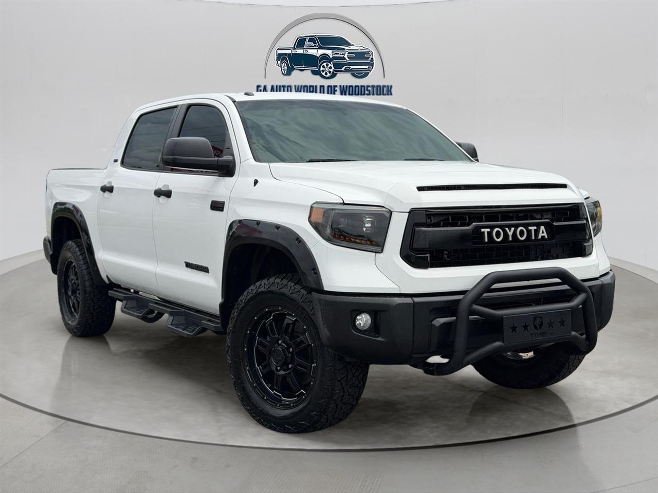 Toyota Tundra SR5 5.7L V8 FFV CrewMax 2WD 2016