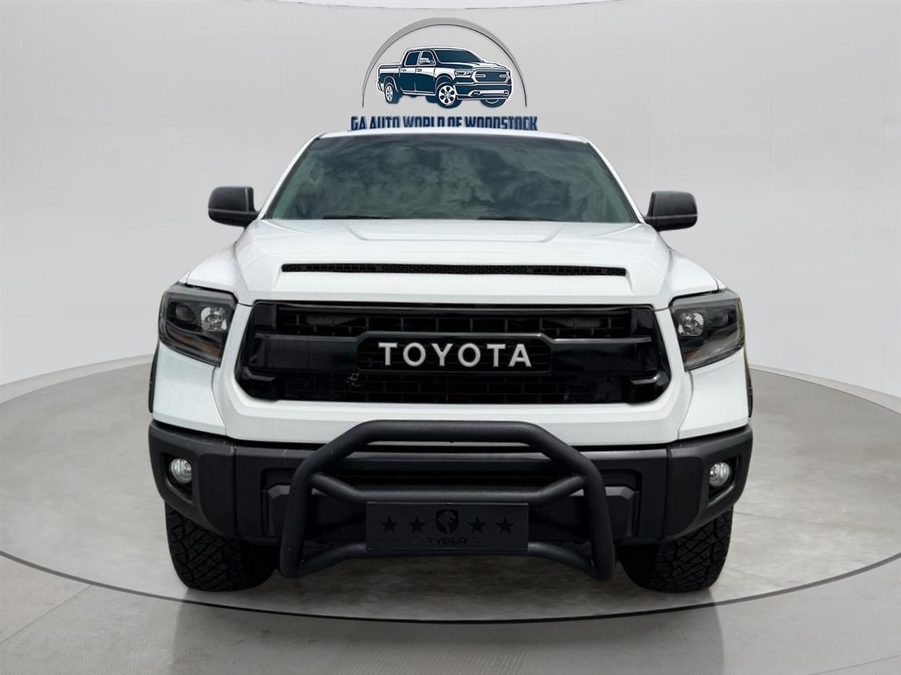 Toyota Tundra SR5 5.7L V8 FFV CrewMax 2WD 2016