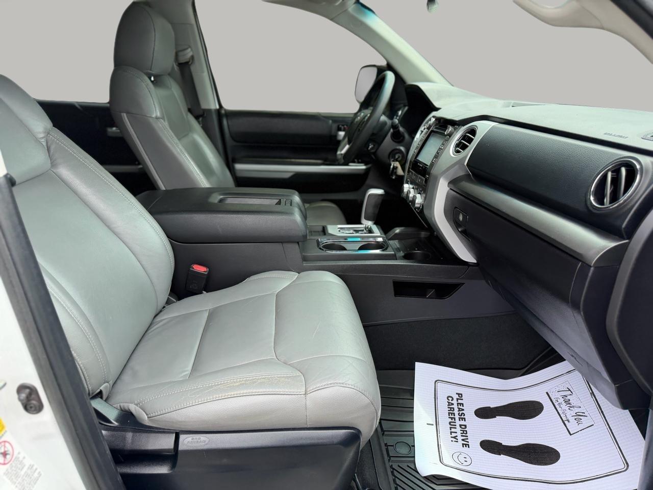 Toyota Tundra SR5 5.7L V8 FFV CrewMax 2WD 2016