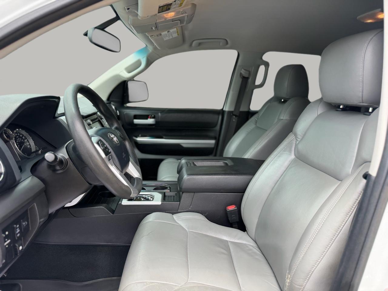 Toyota Tundra SR5 5.7L V8 FFV CrewMax 2WD 2016