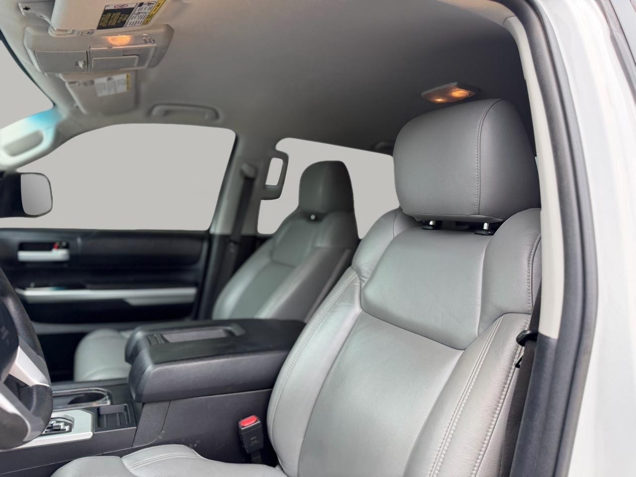 Toyota Tundra SR5 5.7L V8 FFV CrewMax 2WD 2016