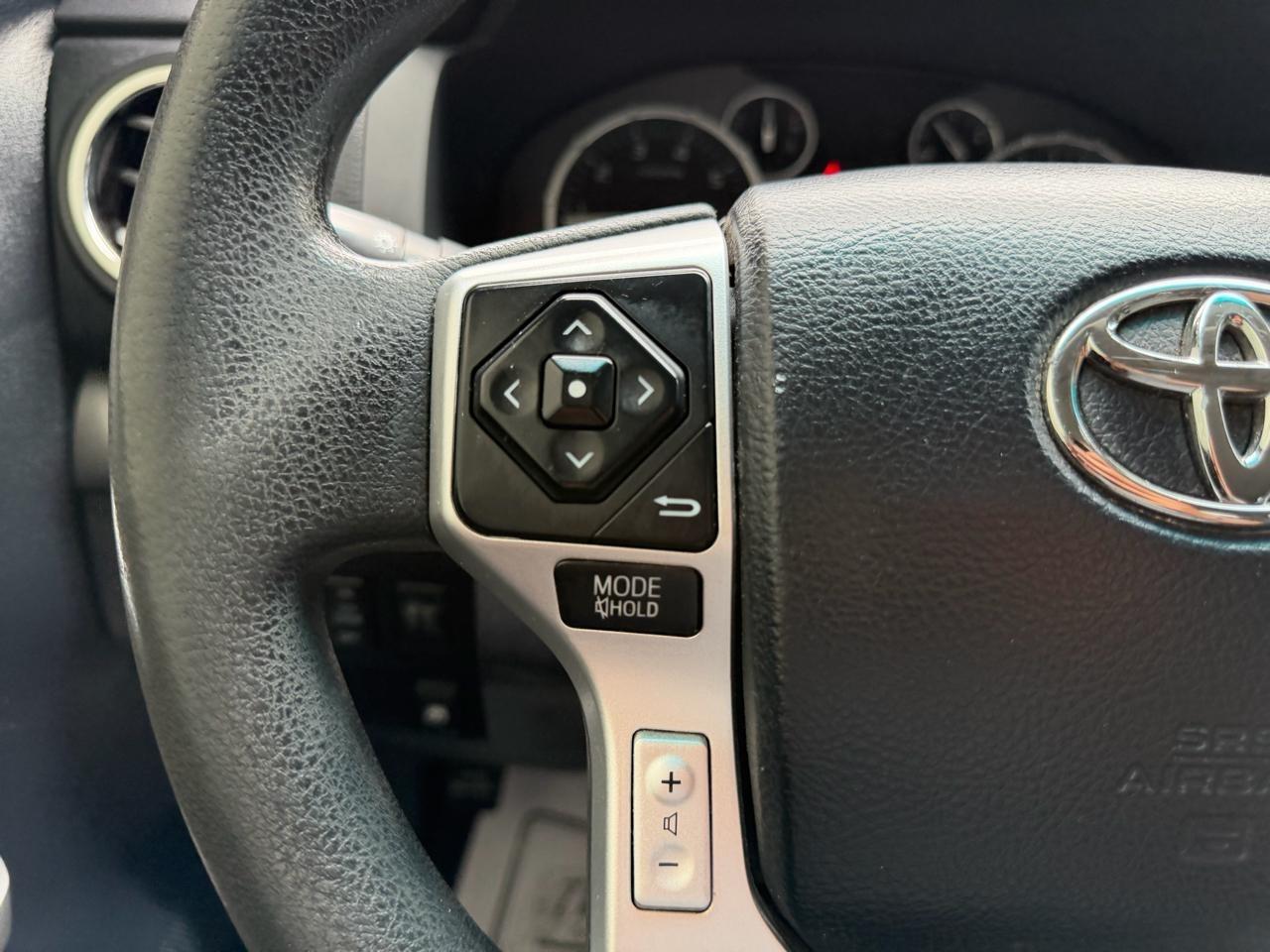 Toyota Tundra SR5 5.7L V8 FFV CrewMax 2WD 2016
