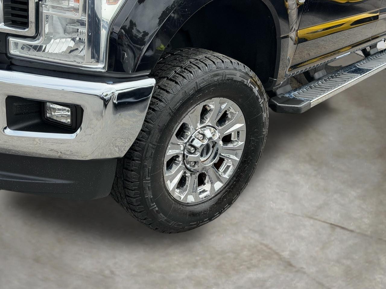 Ford F-250 SD XLT Crew Cab Long Bed 4WD 2019