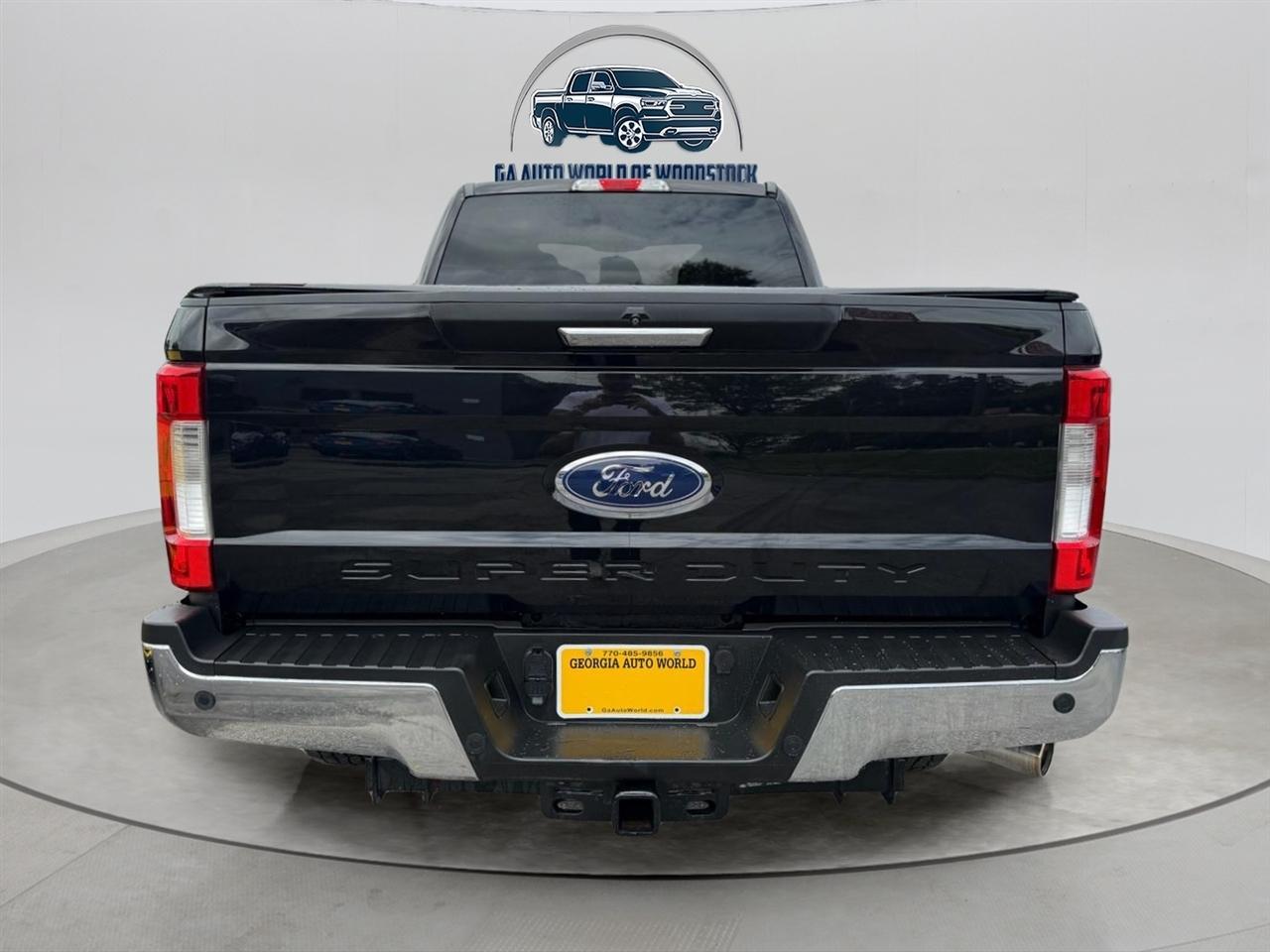 Ford F-250 SD XLT Crew Cab Long Bed 4WD 2019