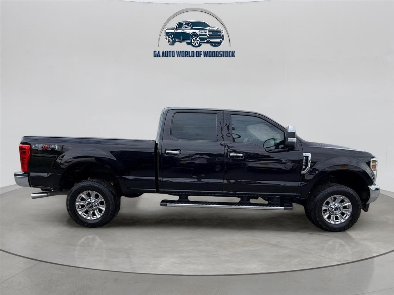 Ford F-250 SD XLT Crew Cab Long Bed 4WD 2019