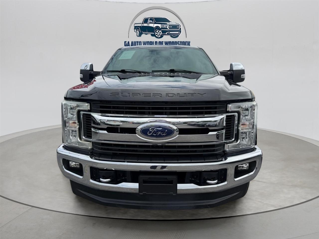 Ford F-250 SD XLT Crew Cab Long Bed 4WD 2019