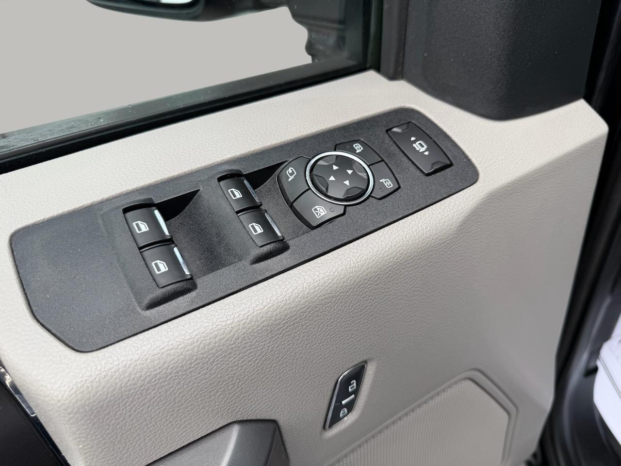Ford F-250 SD XLT Crew Cab Long Bed 4WD 2019