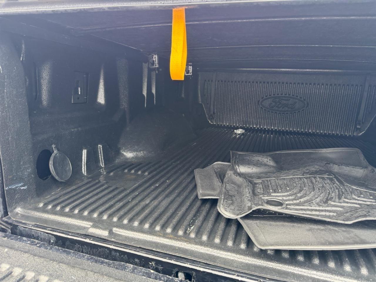 Ford F-250 SD XLT Crew Cab Long Bed 4WD 2019