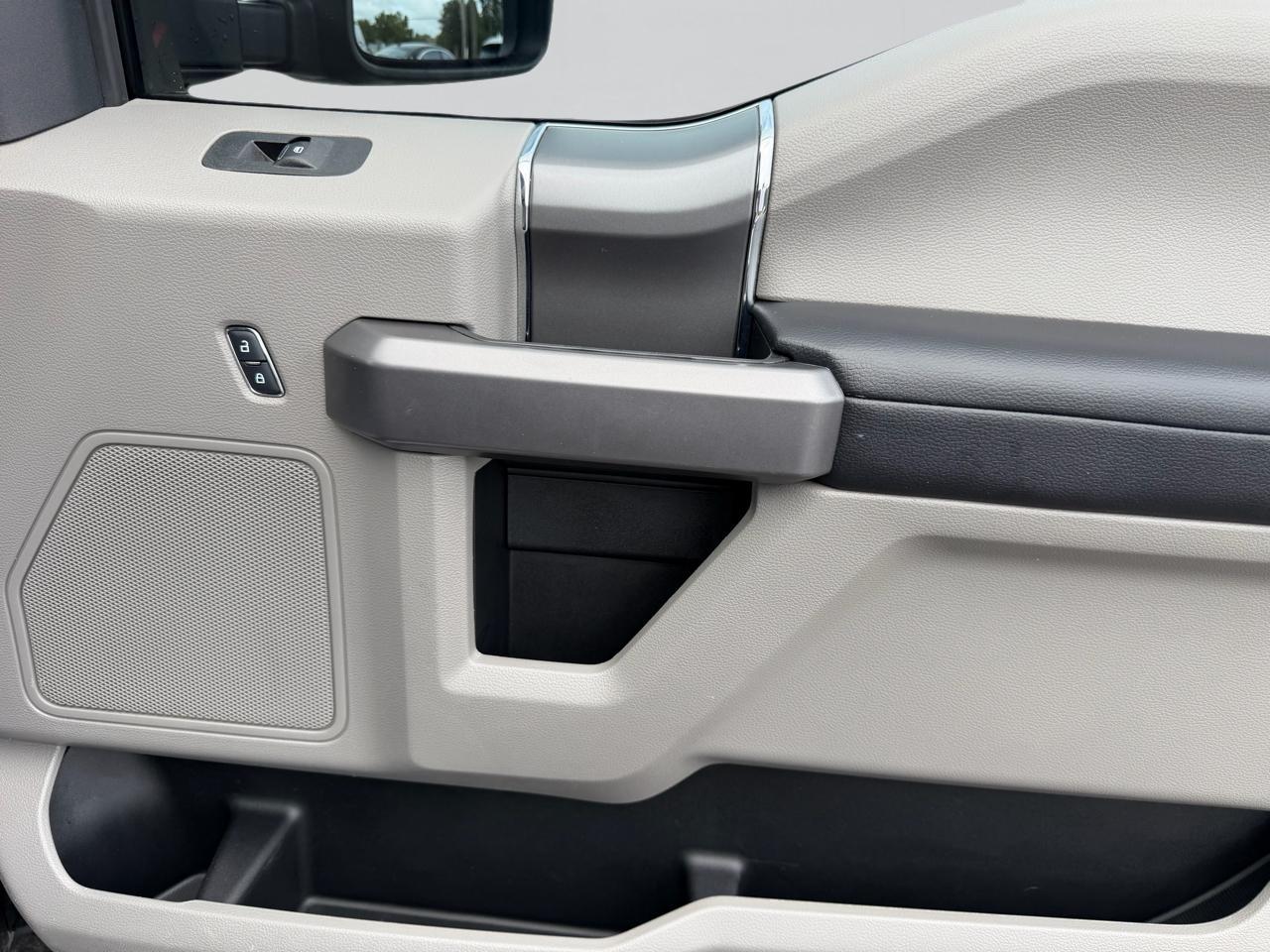 Ford F-250 SD XLT Crew Cab Long Bed 4WD 2019