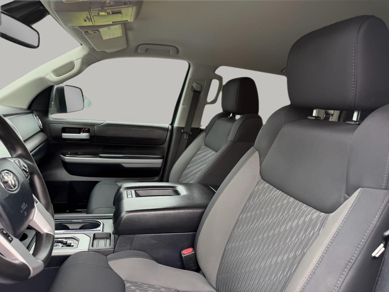 Toyota Tundra SR5 5.7L V8 CrewMax 4WD 2020