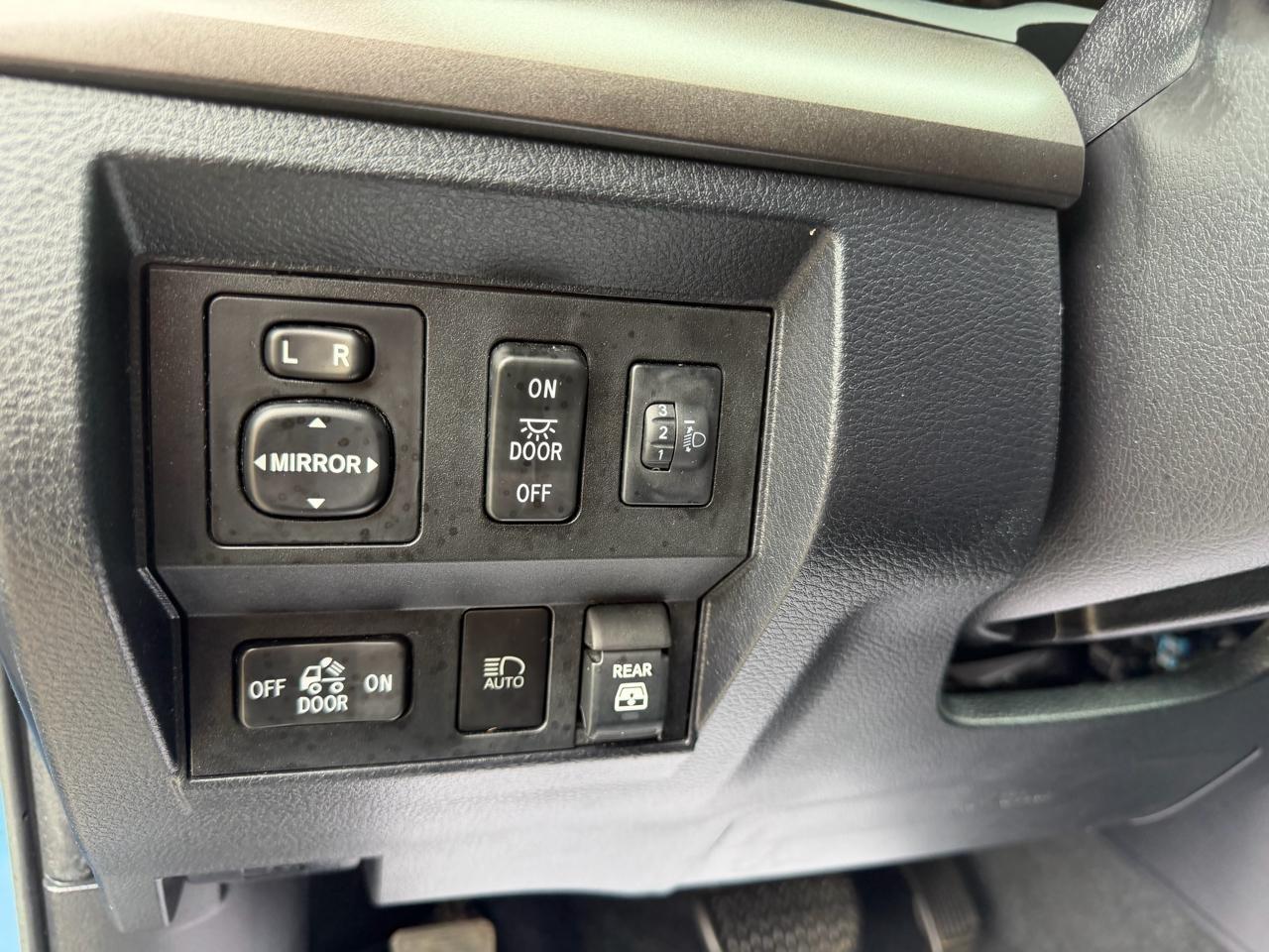 Toyota Tundra SR5 5.7L V8 CrewMax 4WD 2020