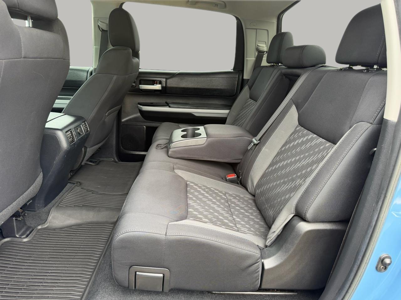 Toyota Tundra SR5 5.7L V8 CrewMax 4WD 2020