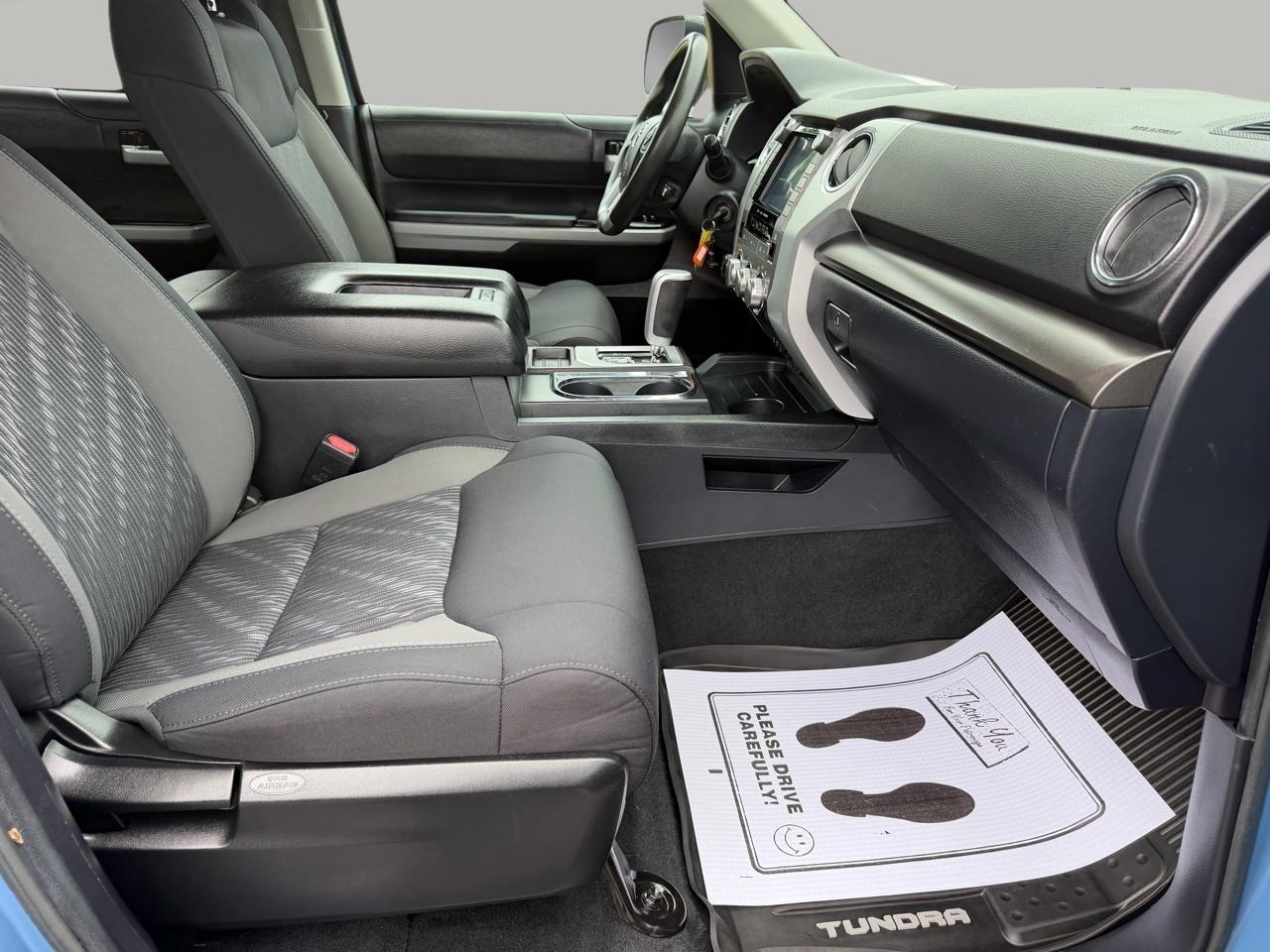 Toyota Tundra SR5 5.7L V8 CrewMax 4WD 2020