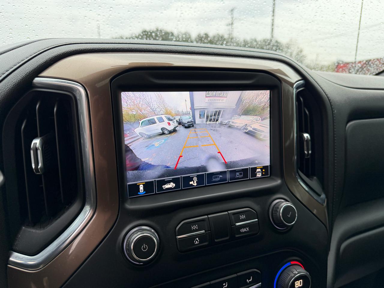 Chevrolet Silverado 1500 High Country Crew Cab Long Box 4WD 2020