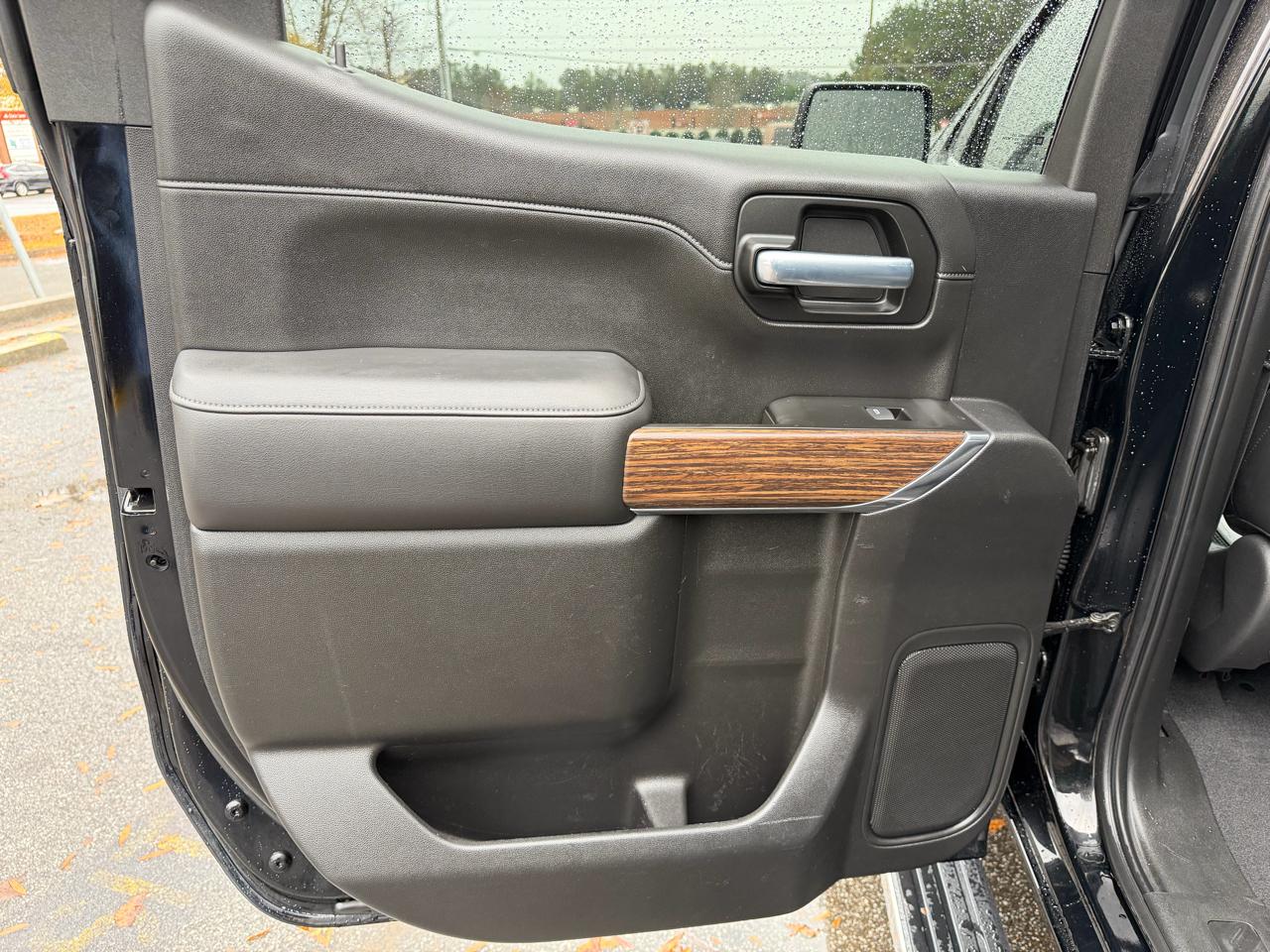 Chevrolet Silverado 1500 High Country Crew Cab Long Box 4WD 2020