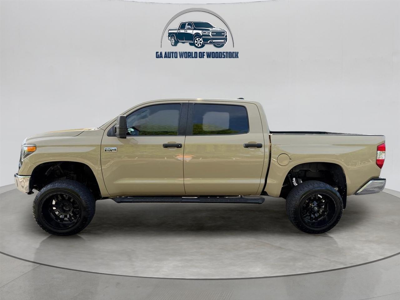 Toyota Tundra SR5 5.7L V8 CrewMax 2WD 2020