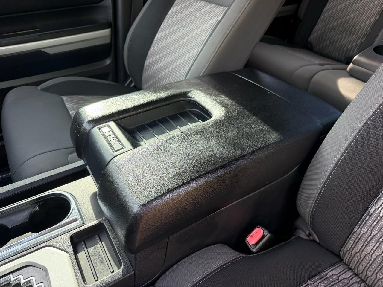 Toyota Tundra SR5 5.7L V8 CrewMax 2WD 2020