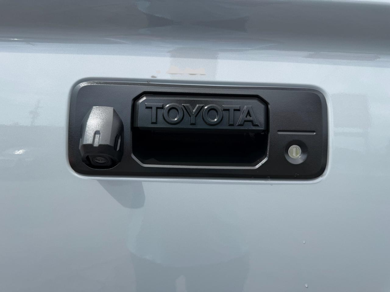 Toyota Tundra SR5 5.7L V8 CrewMax 2WD 2020