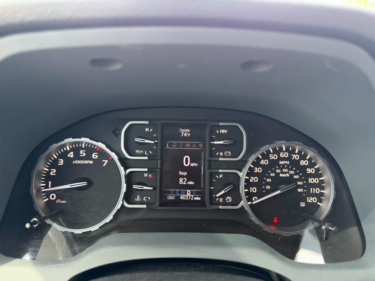Toyota Tundra SR5 5.7L V8 CrewMax 2WD 2020