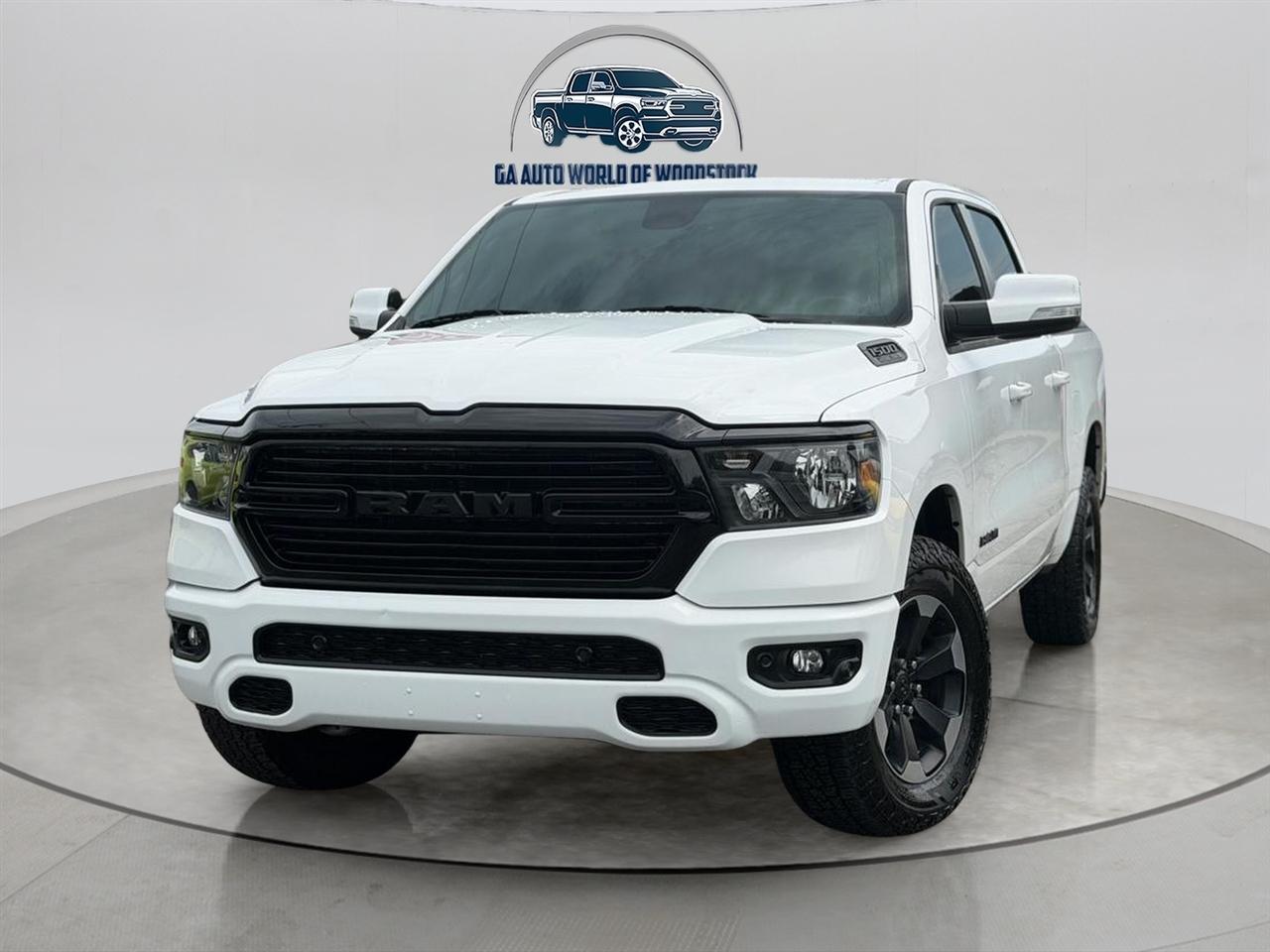 2020 RAM 1500 Big Horn/Lone Star 4x4 Crew Cab 5'7's photo