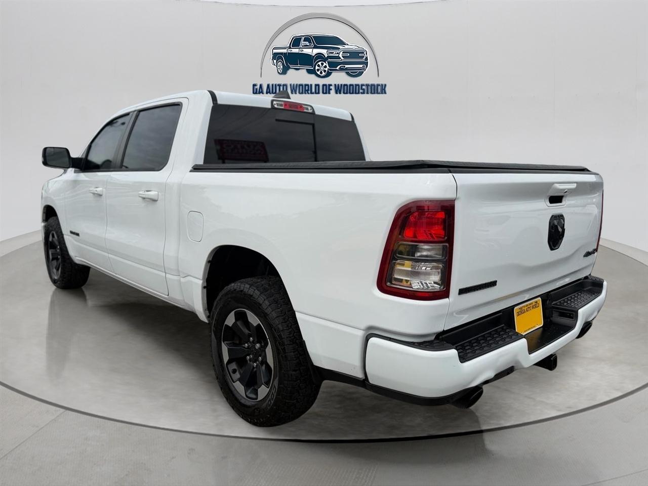 RAM 1500 Big Horn Crew Cab SWB 4WD 2020