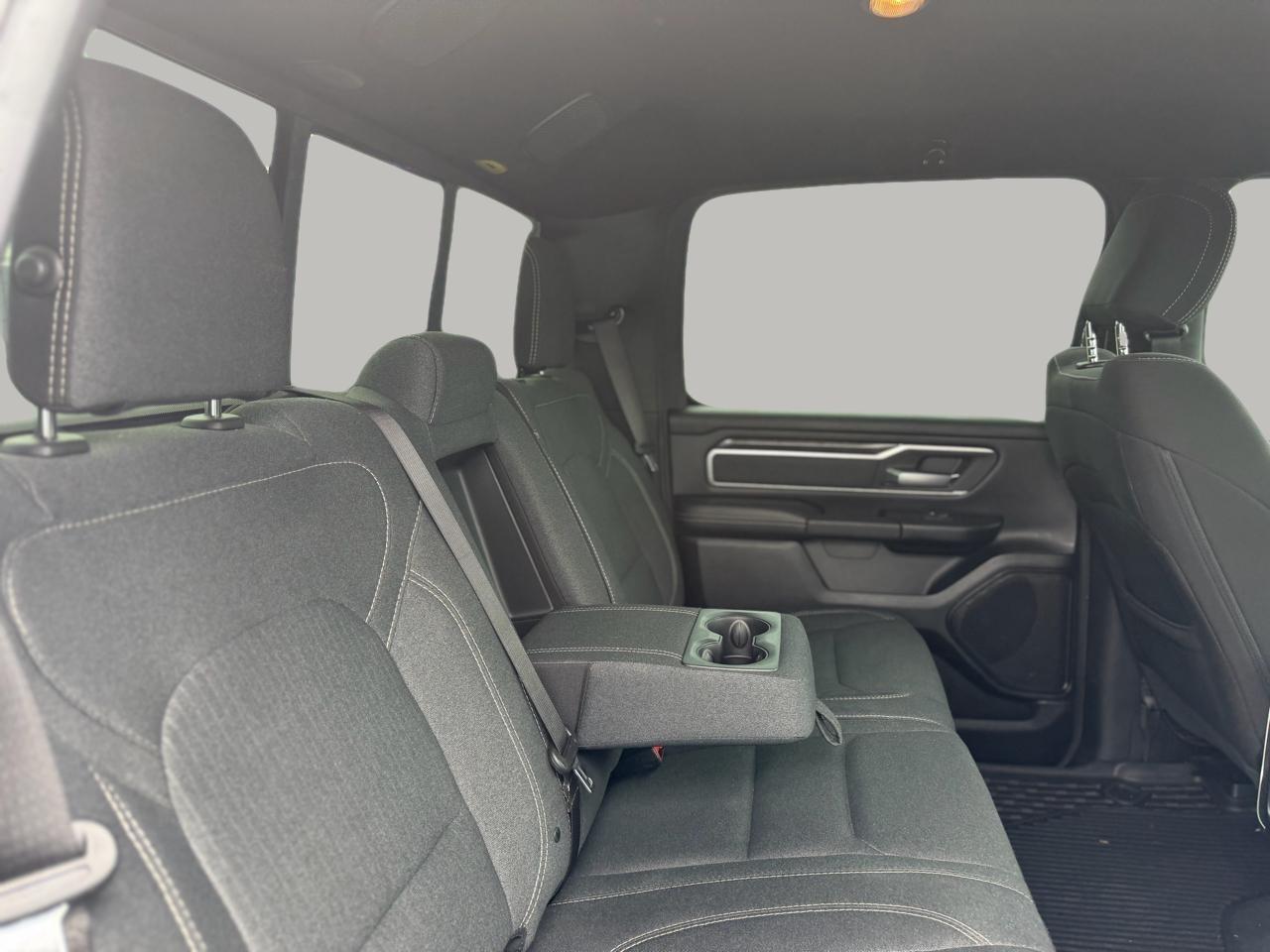 RAM 1500 Big Horn Crew Cab SWB 4WD 2020
