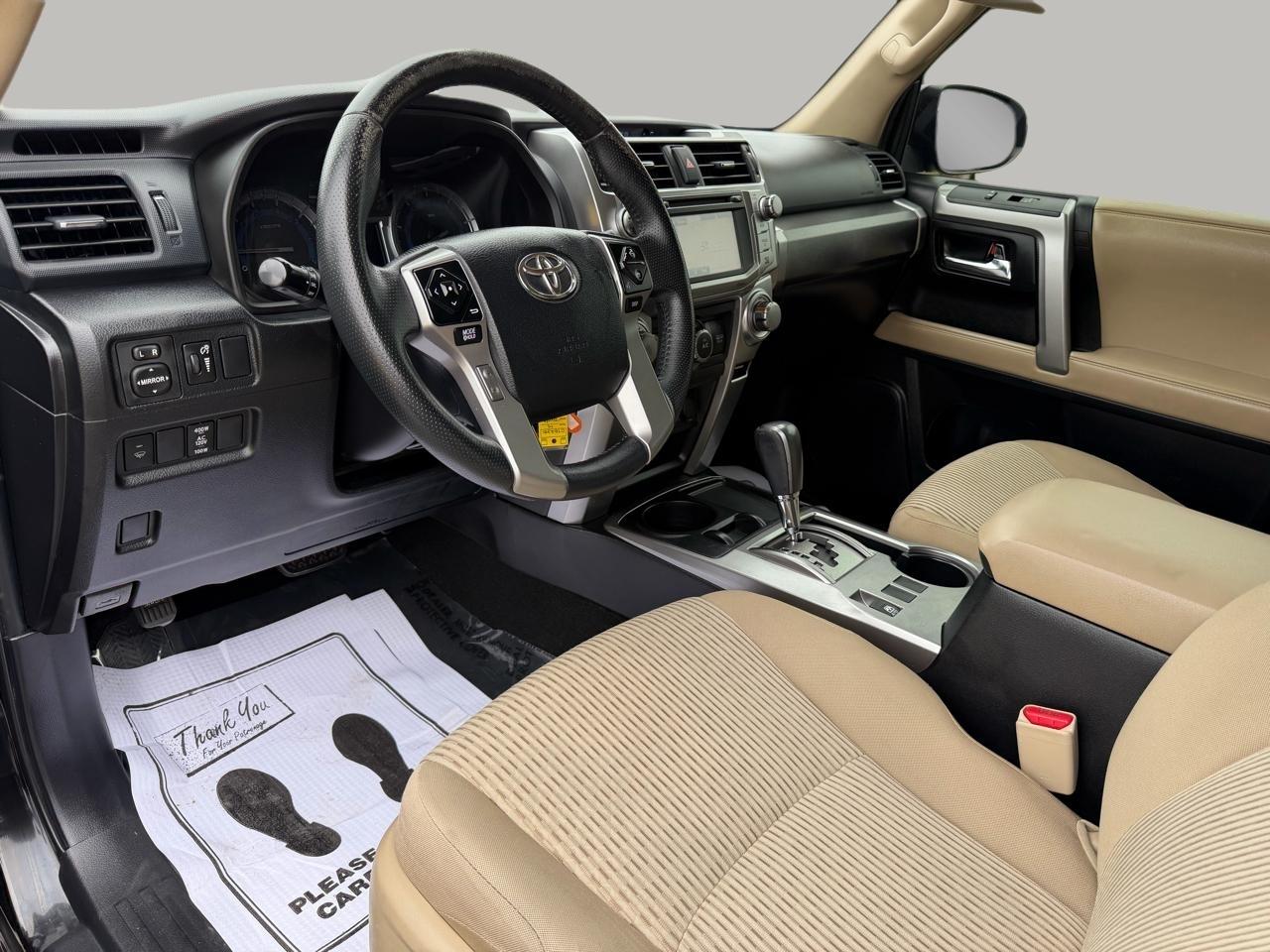 Toyota 4Runner SR5 2WD 2014