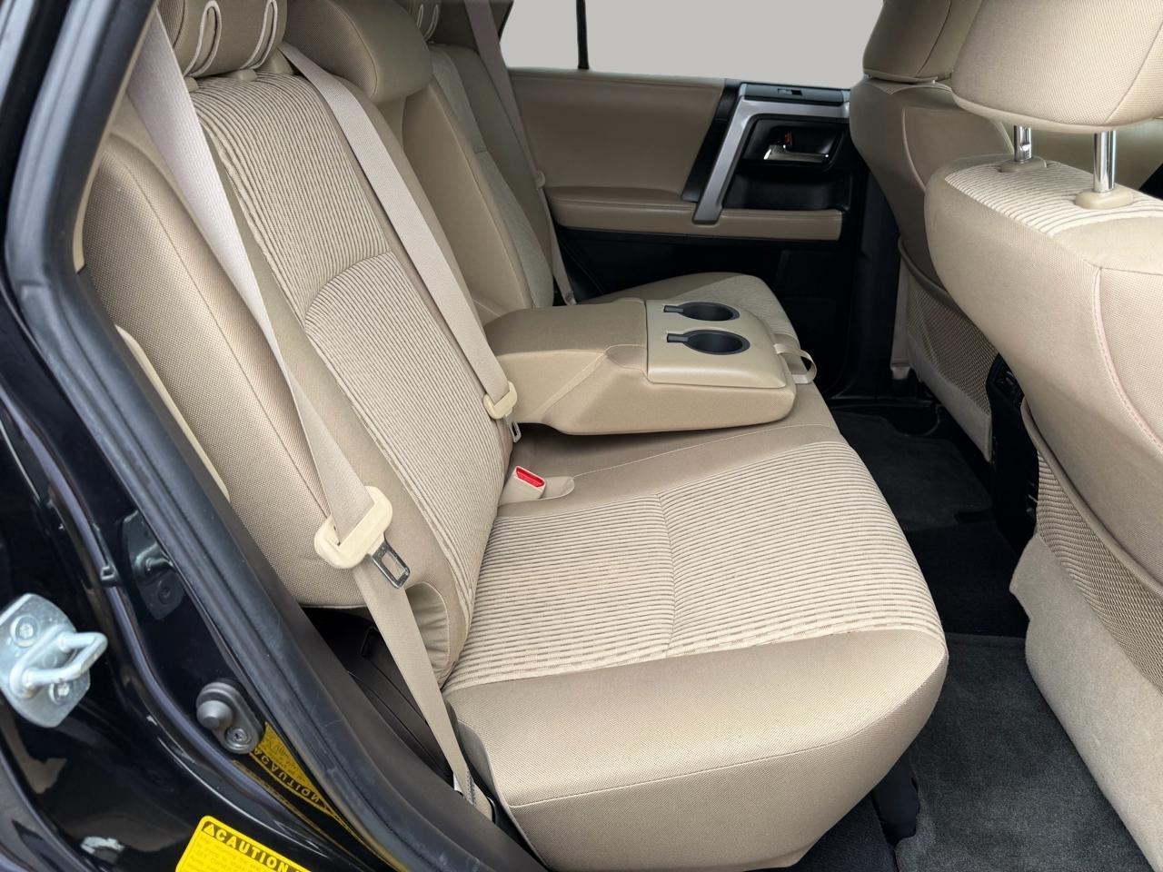 Toyota 4Runner SR5 2WD 2014