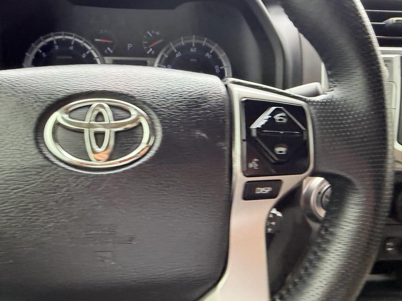 Toyota 4Runner SR5 2WD 2014
