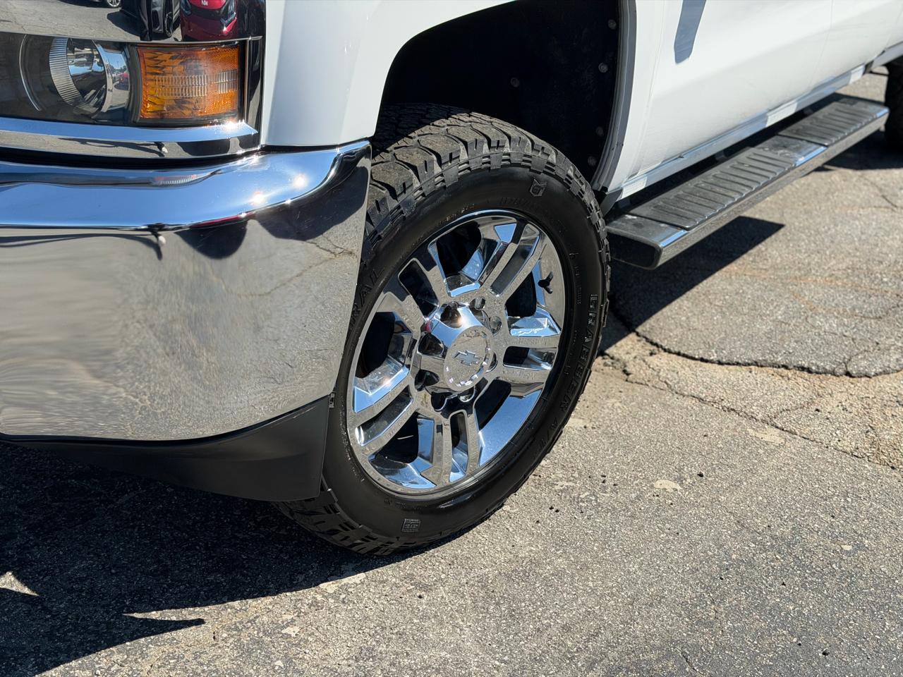 Chevrolet Silverado 2500HD Crew Cab Long Bed 2WD 2017