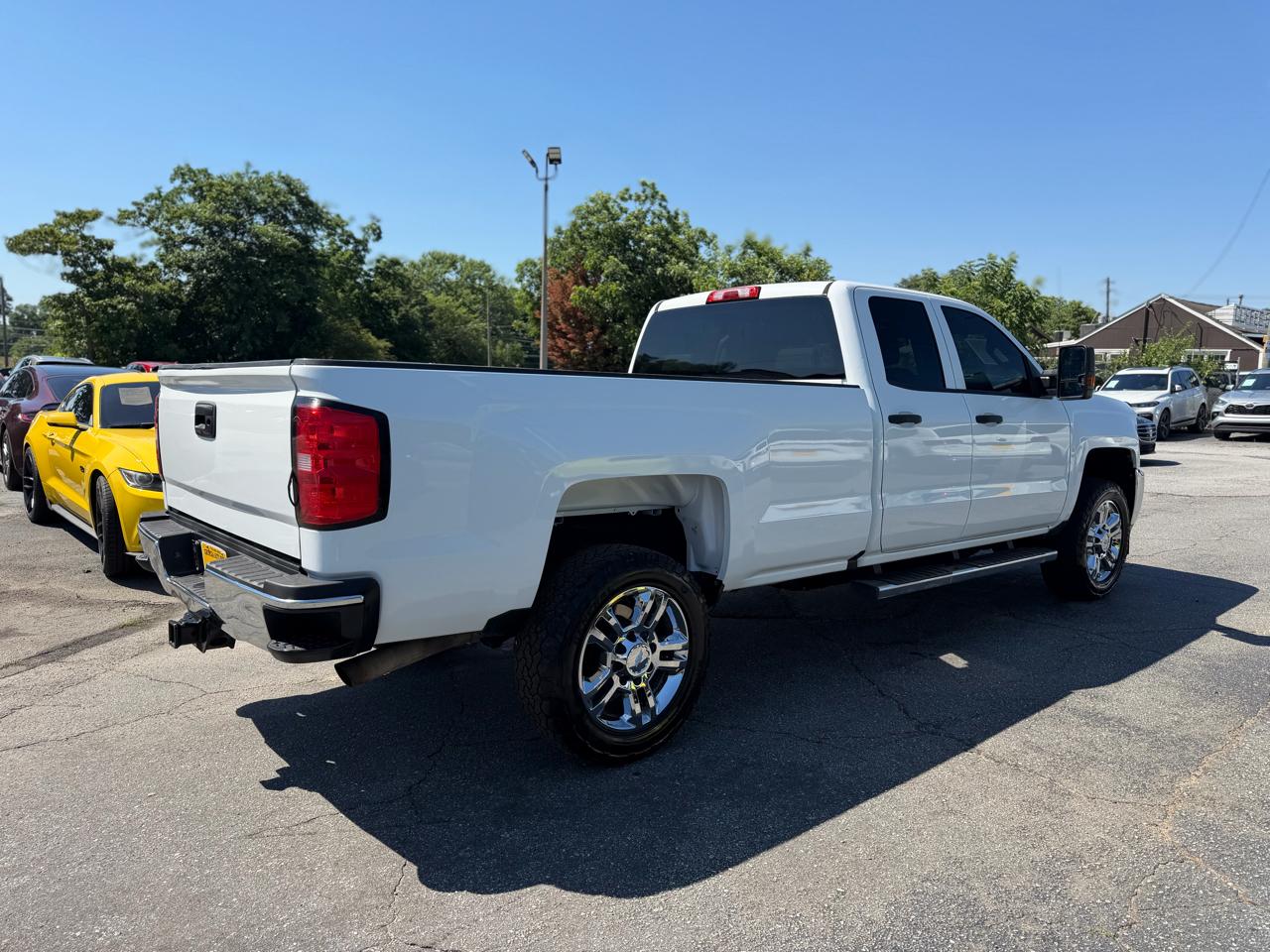 Chevrolet Silverado 2500HD Crew Cab Long Bed 2WD 2017
