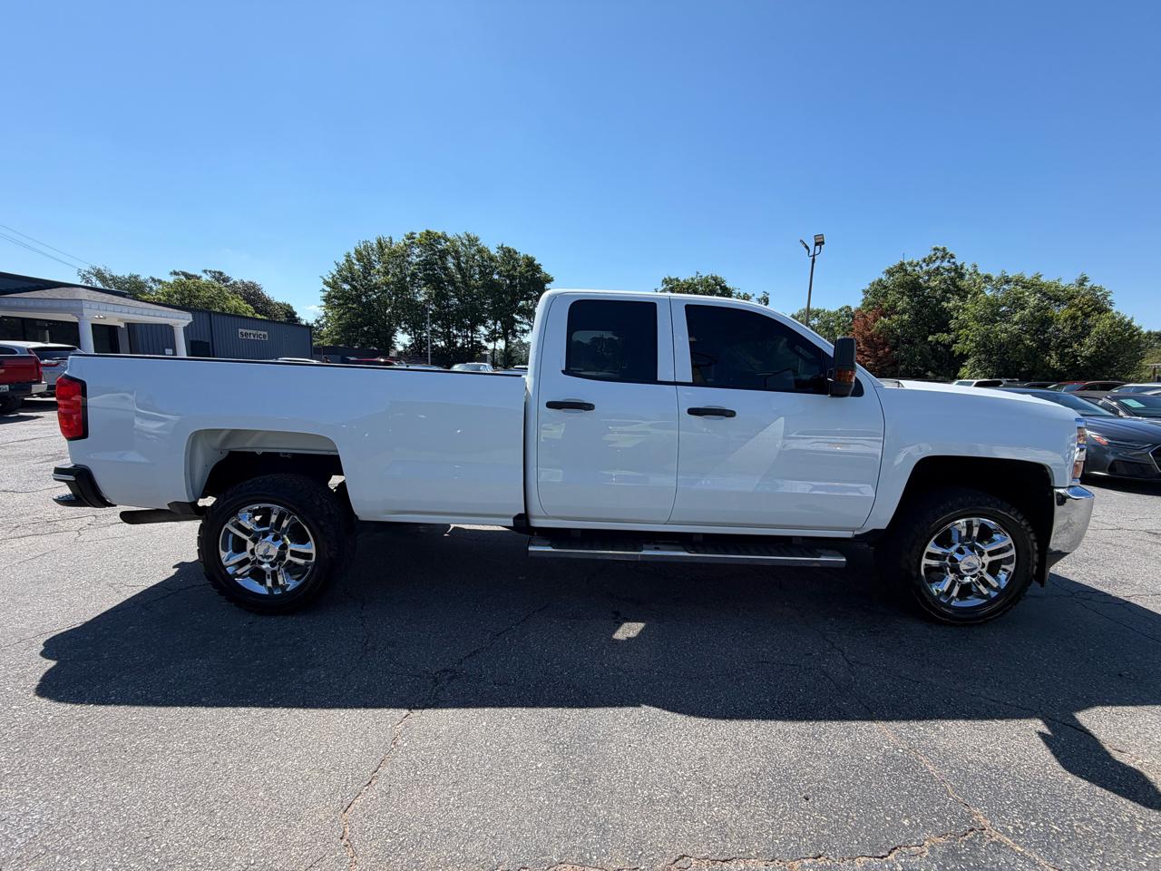 Chevrolet Silverado 2500HD Crew Cab Long Bed 2WD 2017