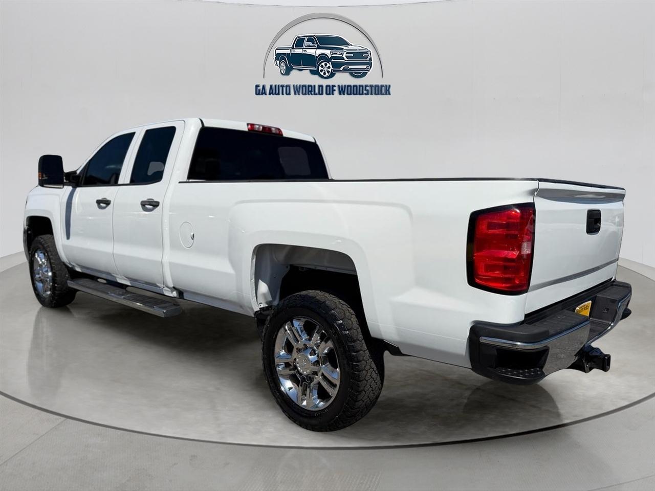 Chevrolet Silverado 2500HD Crew Cab Long Bed 2WD 2017