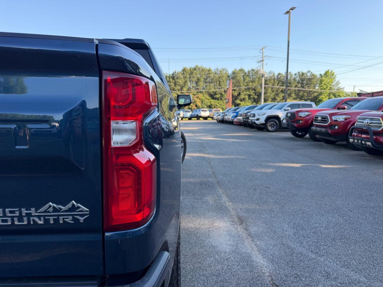 Chevrolet Silverado 1500 High Country Crew Cab 2WD 2021